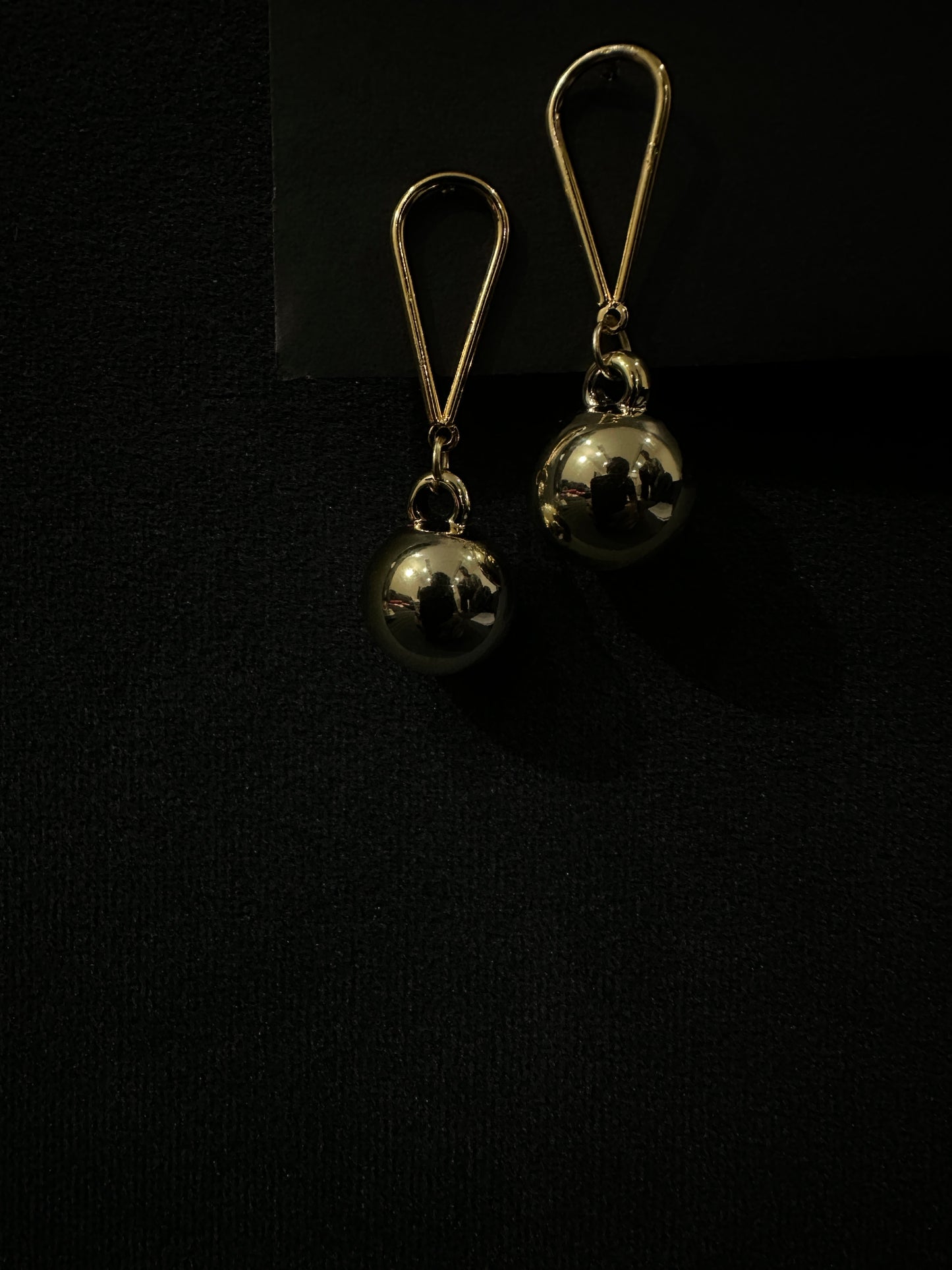 Elegant Gold Drop Earrings – Minimalist Chic