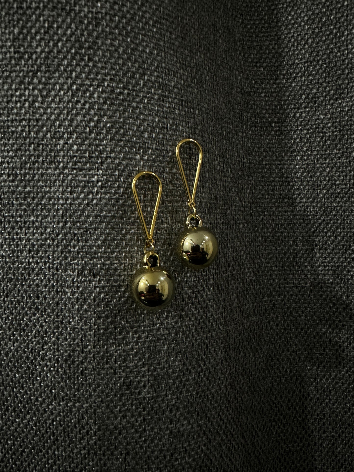 Elegant Gold Drop Earrings – Minimalist Chic