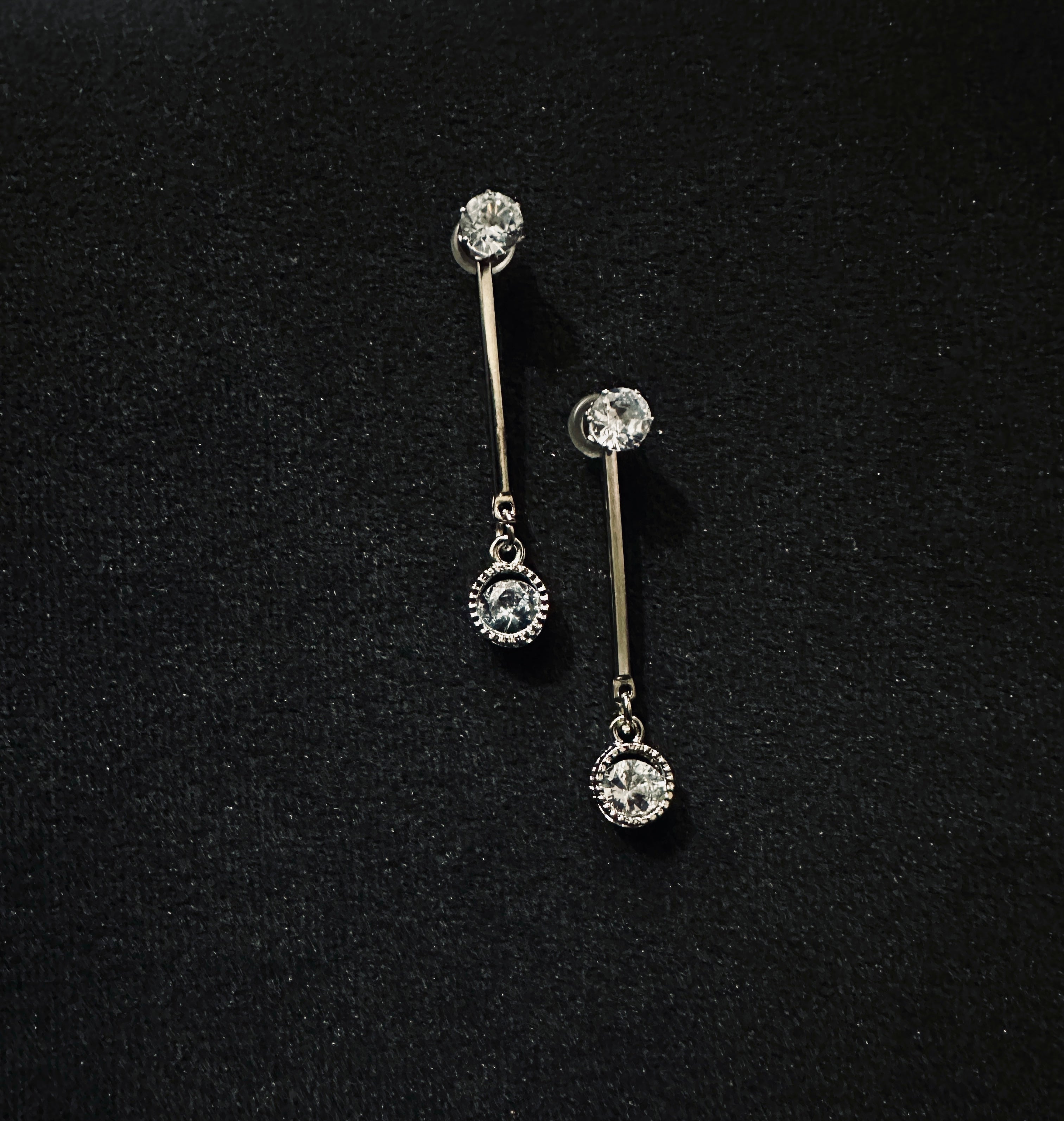 Sparkling Silver Dangle Earrings – Elegant & Graceful