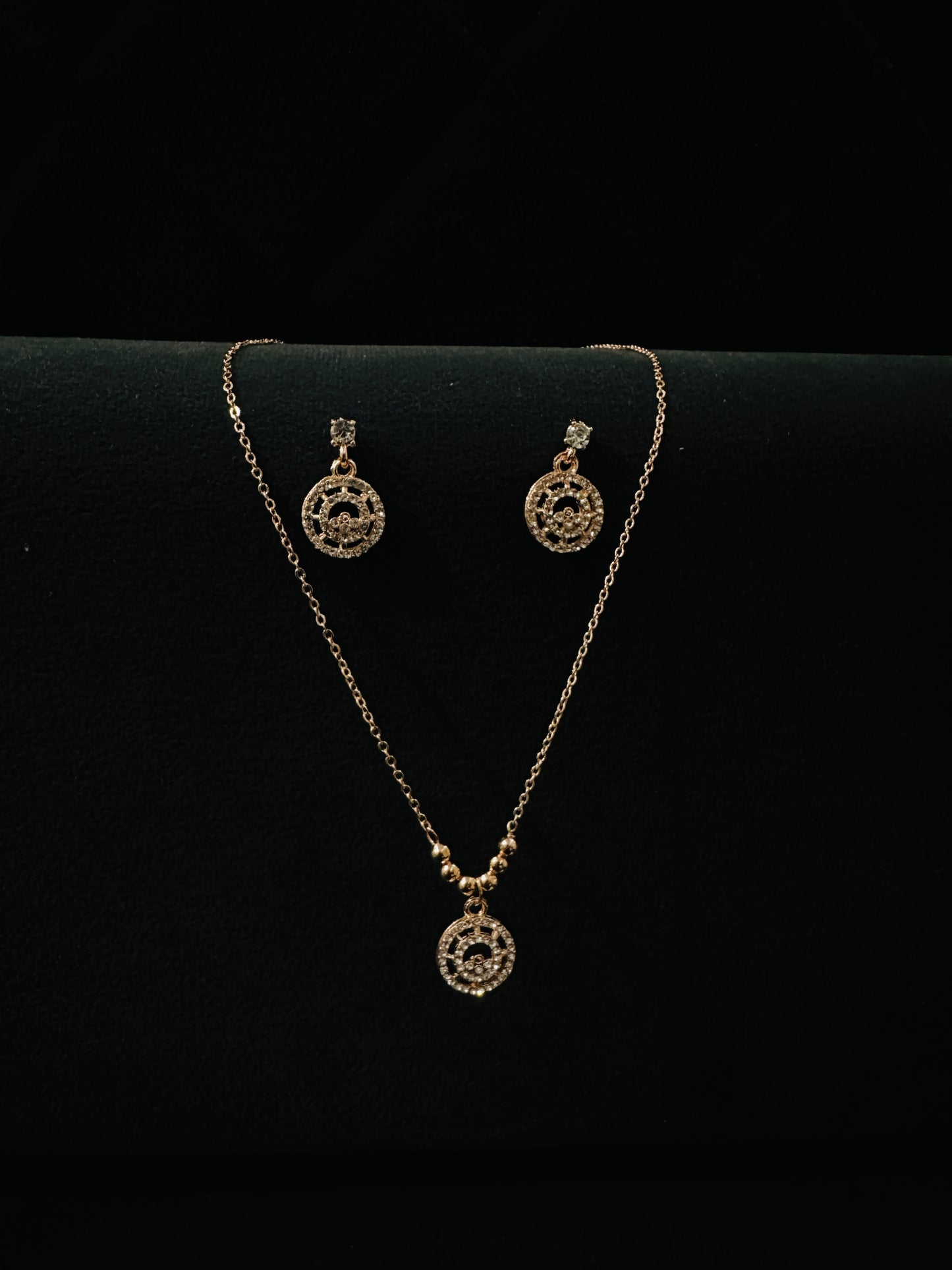 π Regal Orbit β Circular Charm Jewelry Set
